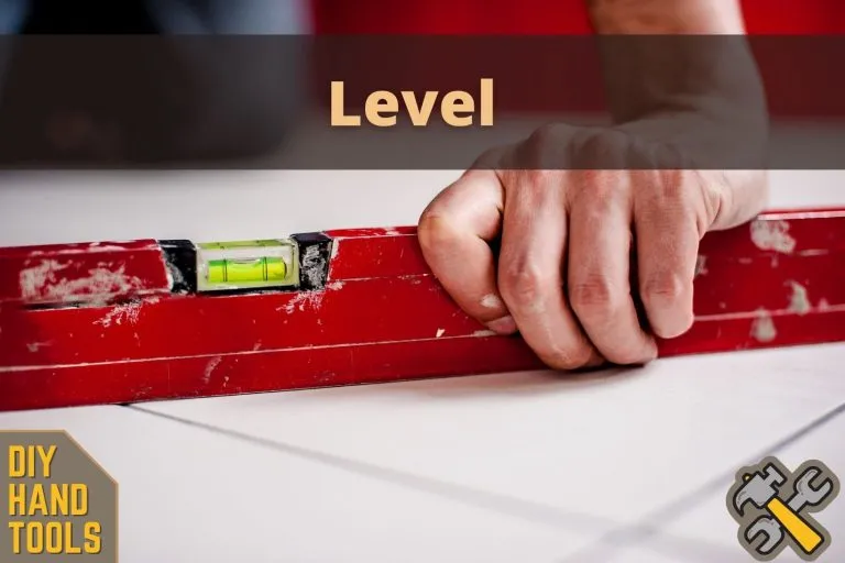 How to Use a Level Correctly (Hand Tools DIY)
