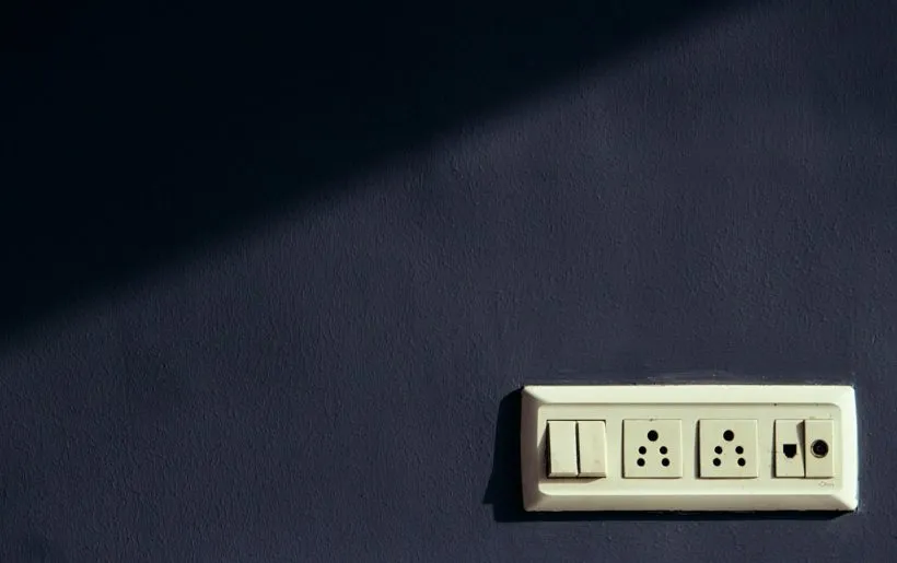 Dead Outlets