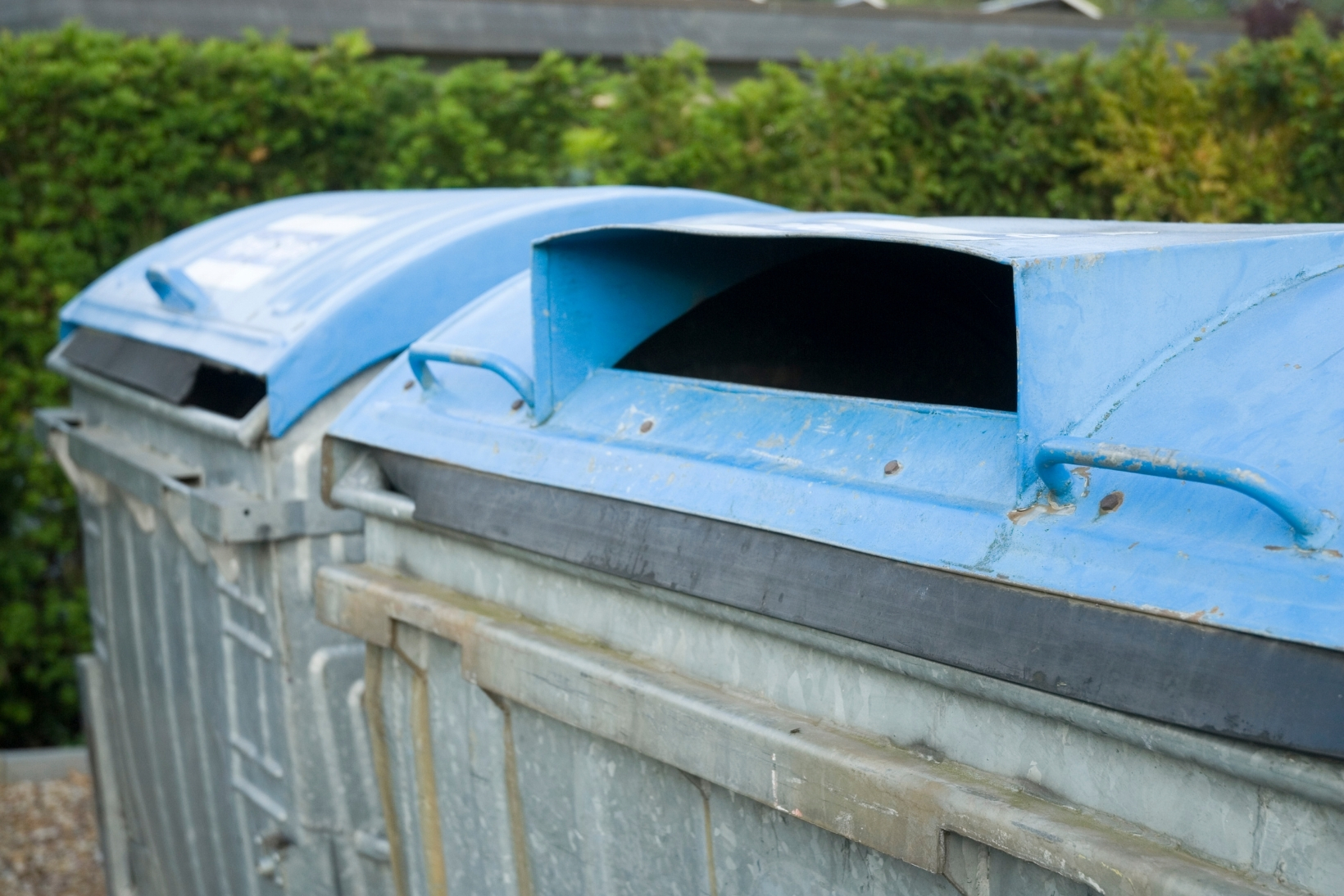 Garbage Can Enclosure For The Outdoors That Work The Best