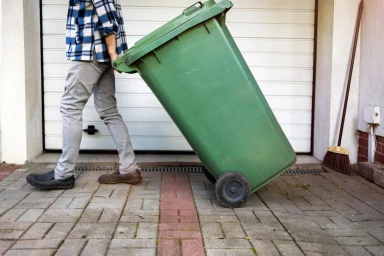 Lowes Garbage Cans