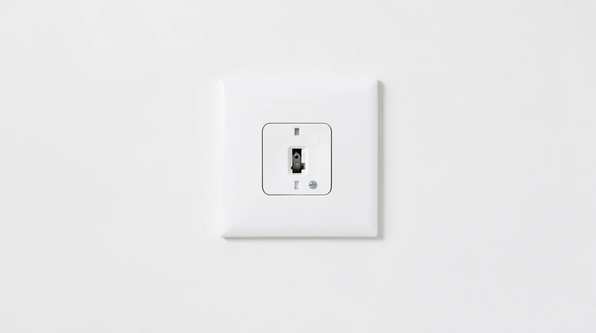 NEMA 6-50 and NEMA 14-50 220V outlet comparison for welder wiring